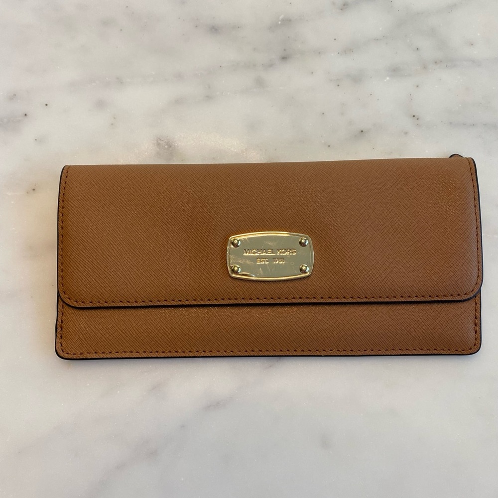Michael Kors Slim Wallet